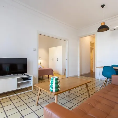 Eg42b - Modernista En El Centro De Apartamento